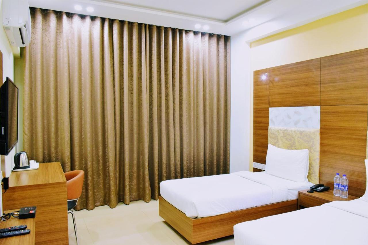 Hotel When In Gurgaon - Opposite To Artemis Hospital Ngoại thất bức ảnh